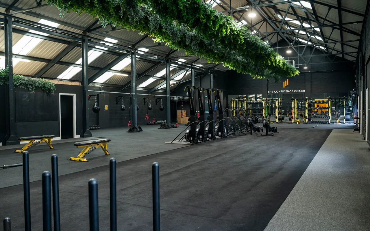 Why Most People Can’t Stick To The Gym (And What Actually Helps)