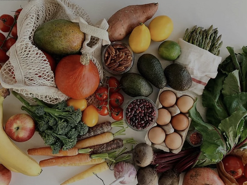 What Should You Eat To Support Your Training… Without Overcomplicating It?